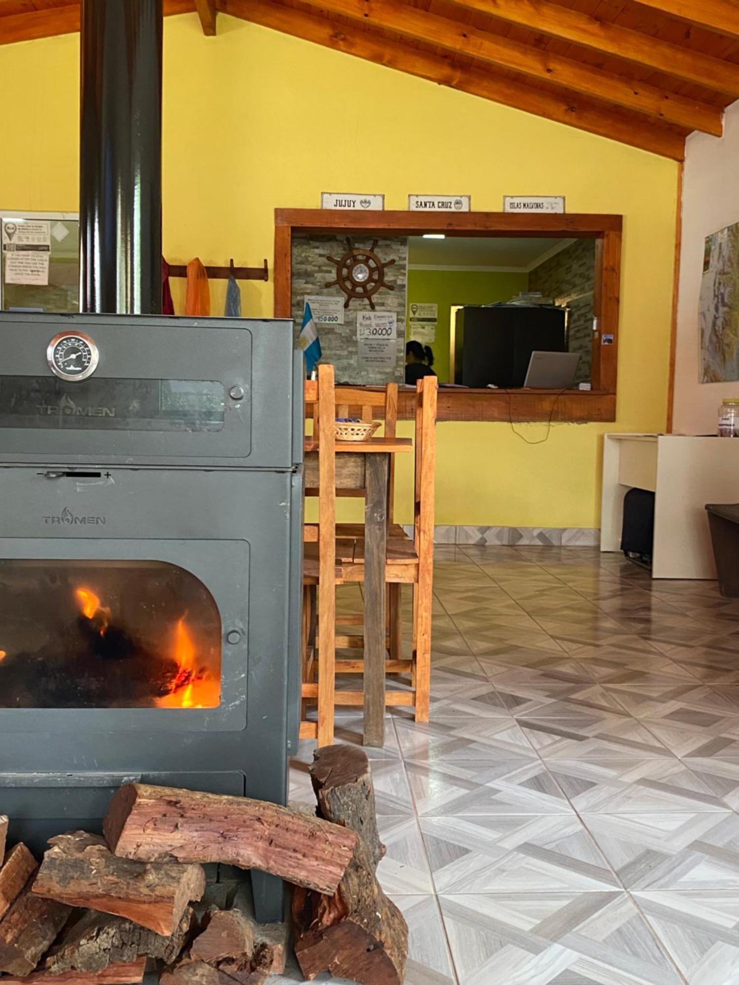 Hostel Familia De Campo El Chaltén Extérieur photo
