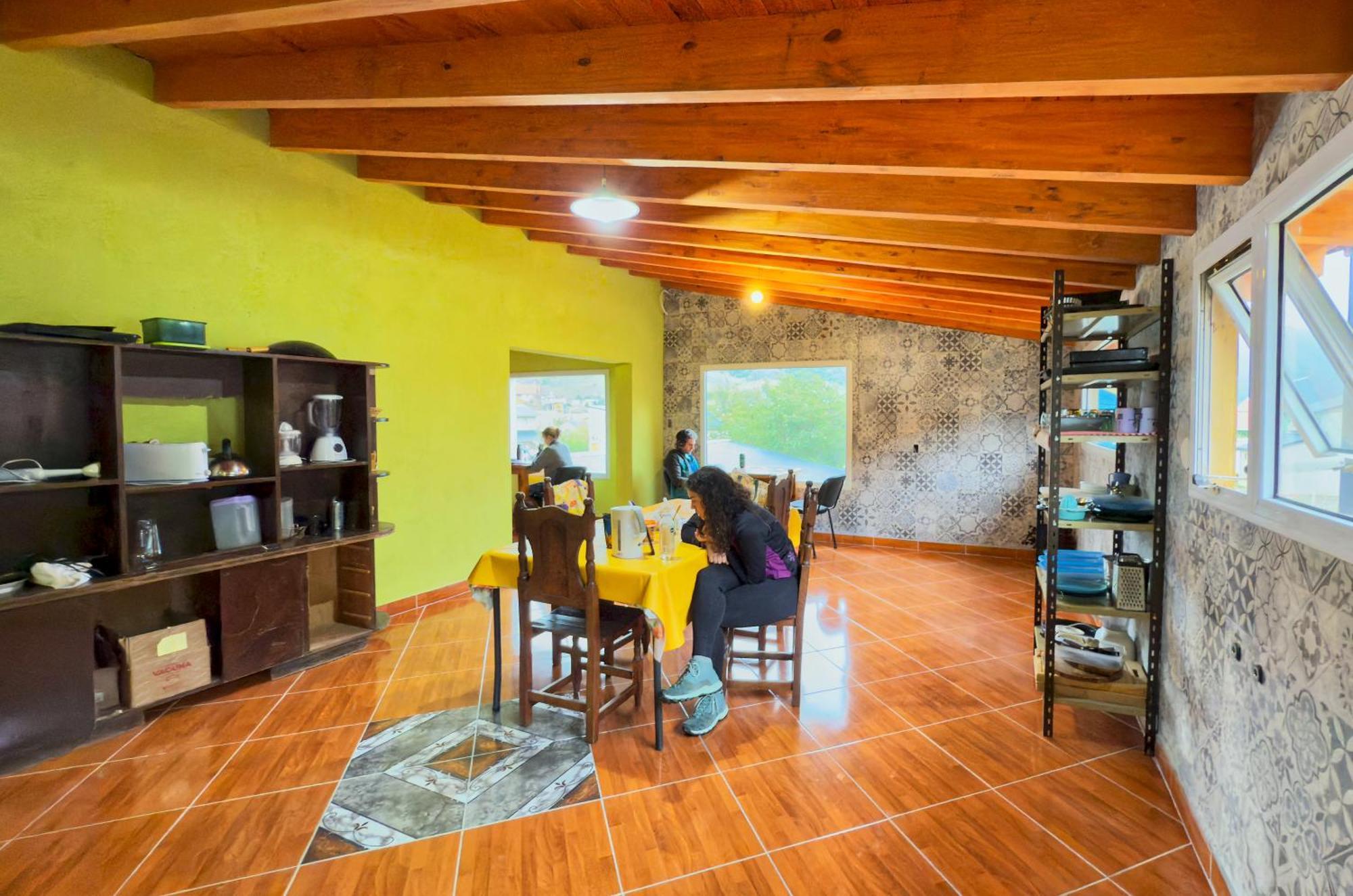 Hostel Familia De Campo El Chaltén Extérieur photo